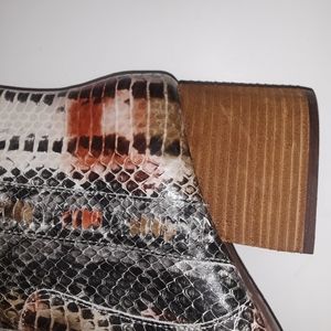 Korks Snakeskin Ankle Bootie